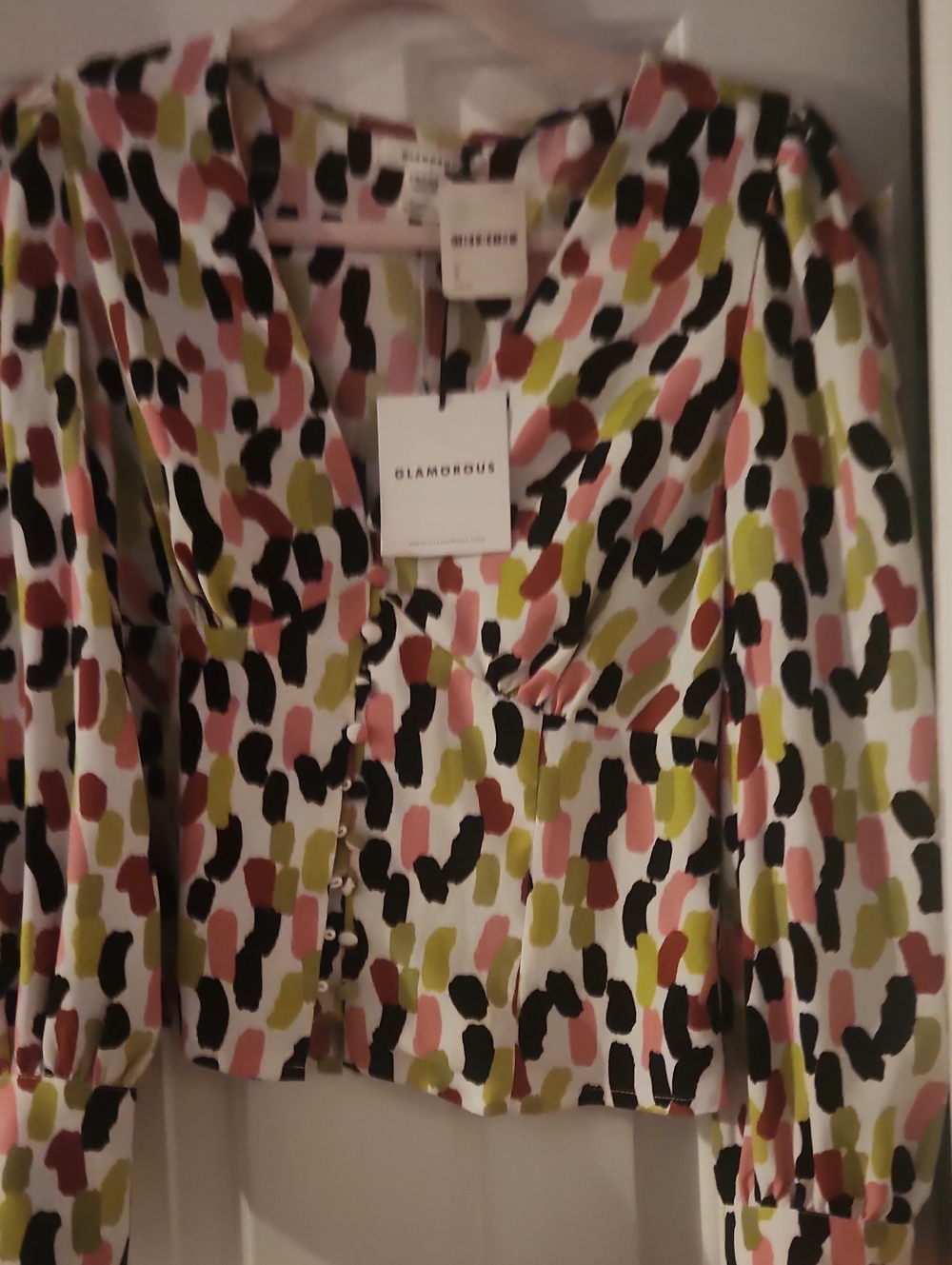Glamorous Black Pink Olive Abstract Button-Front V-Neck Blouse